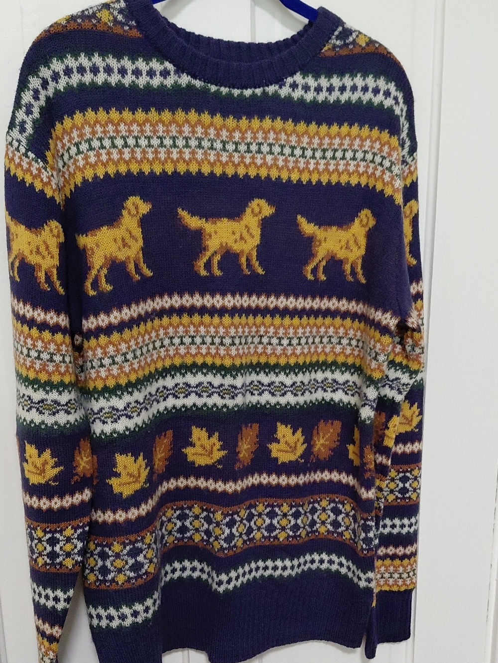 Kiel James Patrick Golden Retreiver Leaf Sweater